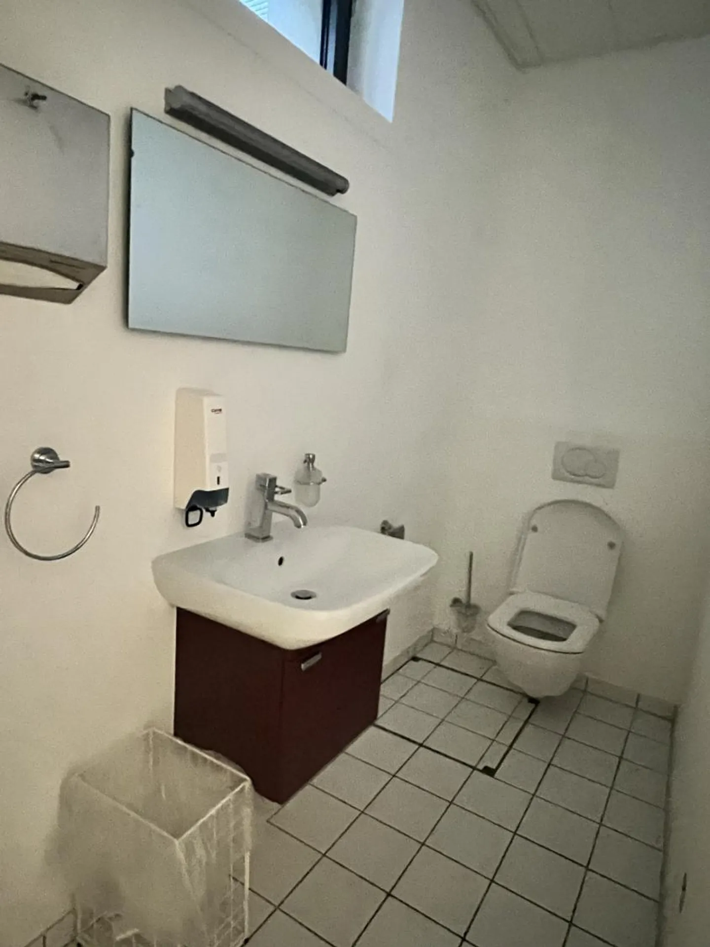 Espace Commercial à Tavannes - Photo 2 sur 11