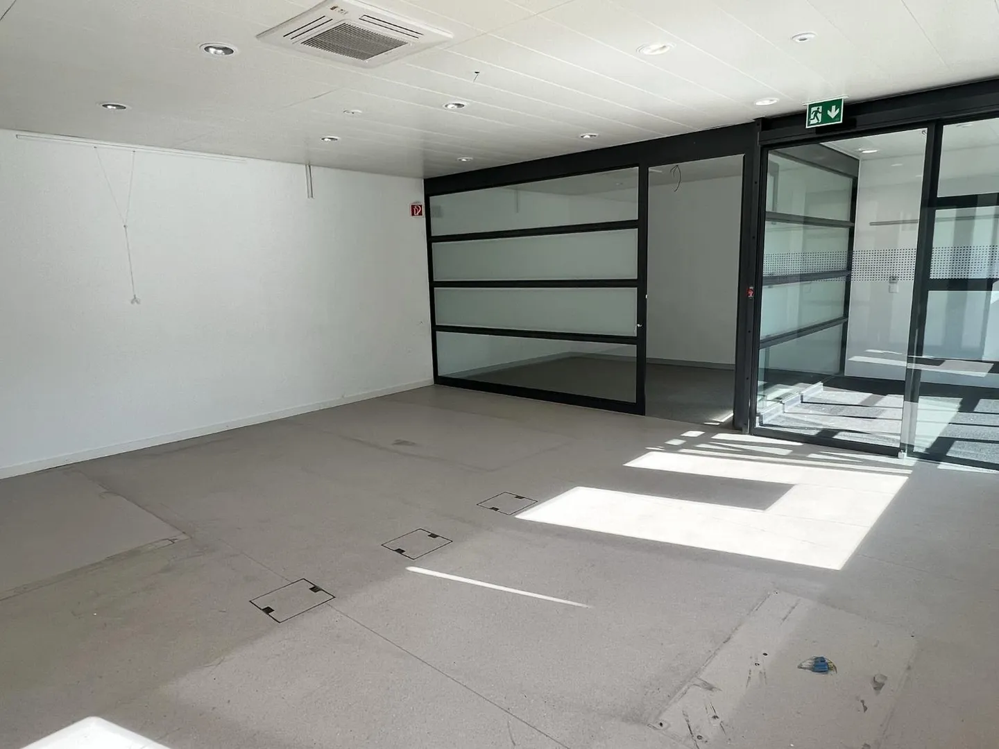 Espace Commercial à Tavannes - Photo 9 sur 11
