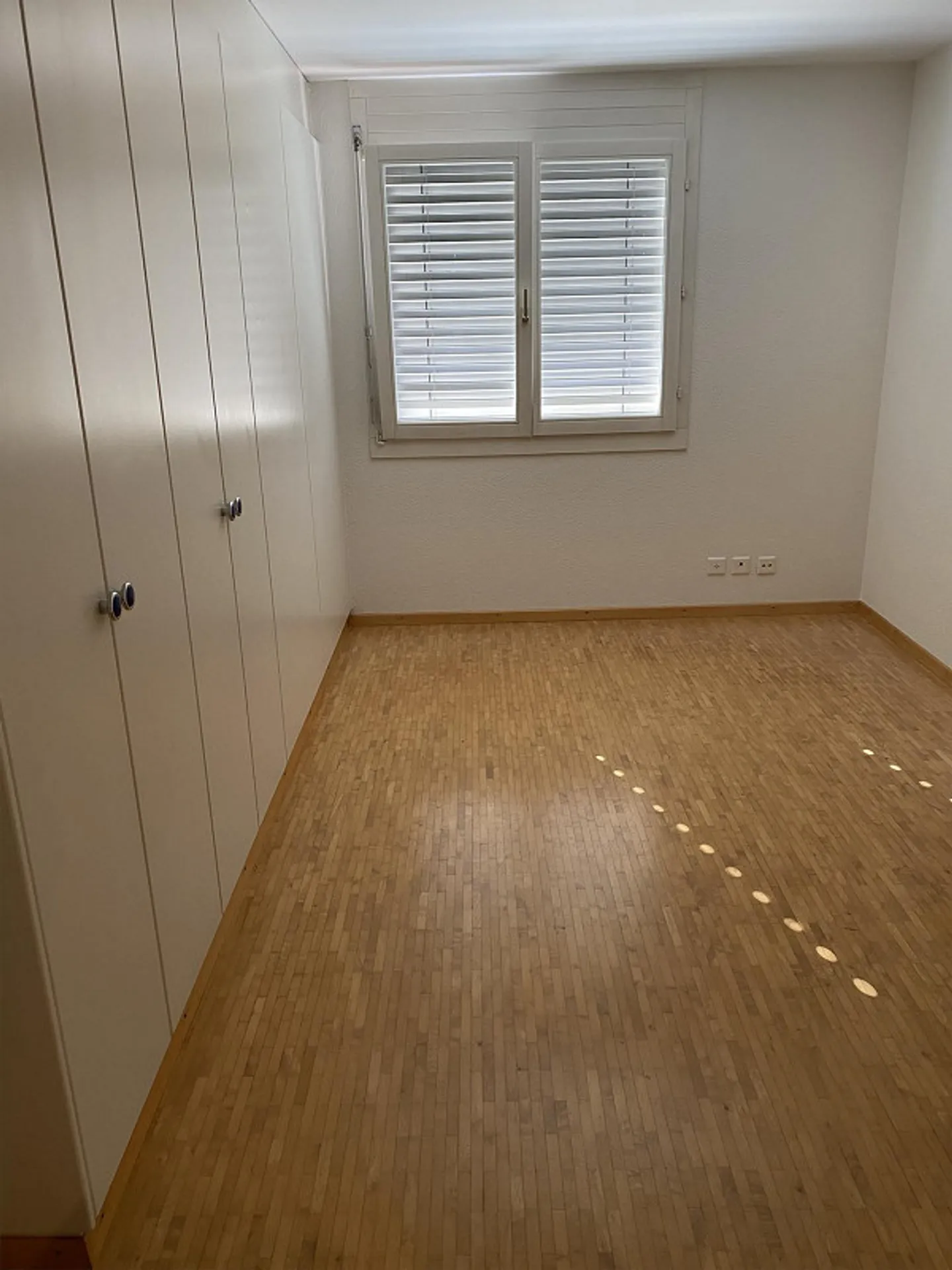 Modernes Apartment mit Balkon - Foto 12 von 12
