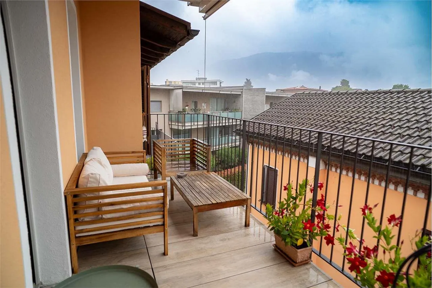 Casa storica con fascino senza tempo a Melide - Foto 7 di 13