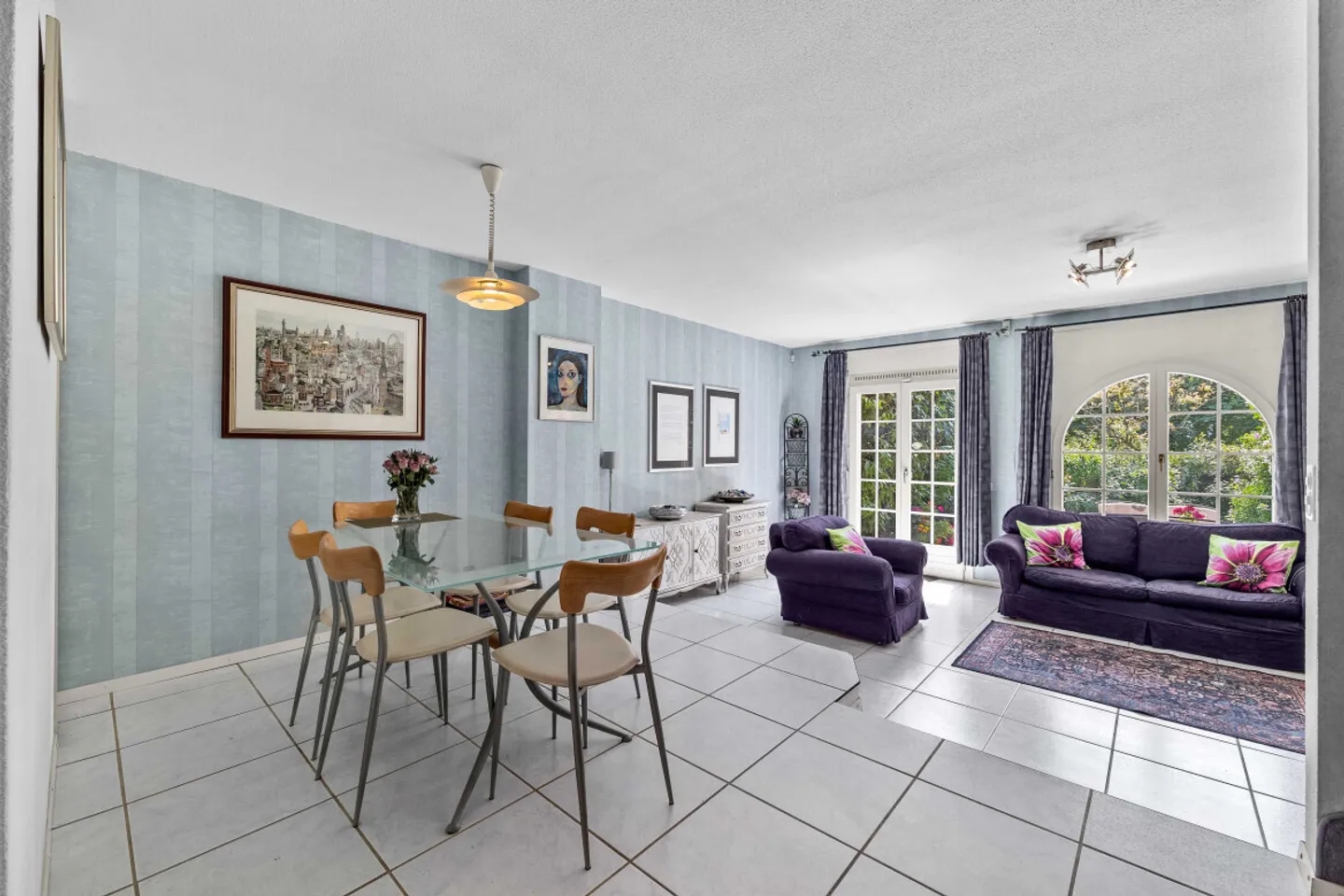 RARE OPPORTUNITY JUST STEPS FROM THE METRO! - Photo 4 of 5