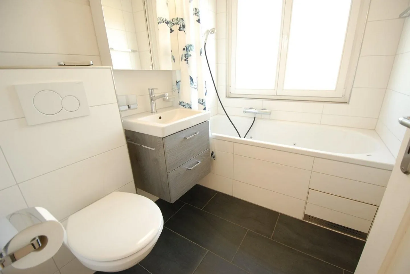 Charmante maison individuelle avec jardin, chalet et beaucoup d'espace à Reinach BL - Photo 10 sur 13