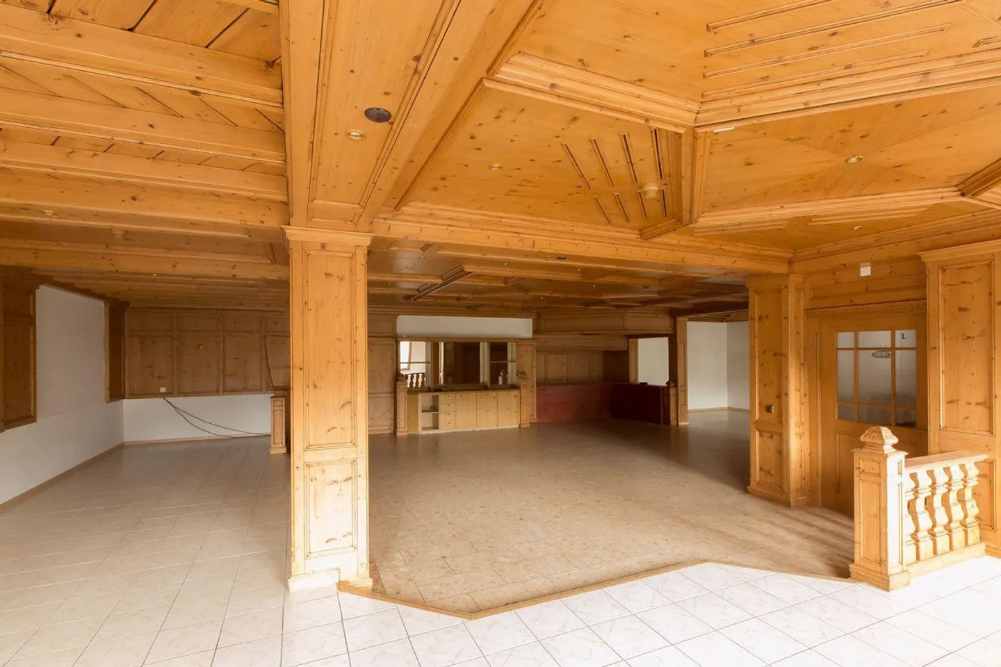 Räumlichkeiten ca. 200m² - Foto 6 von 11