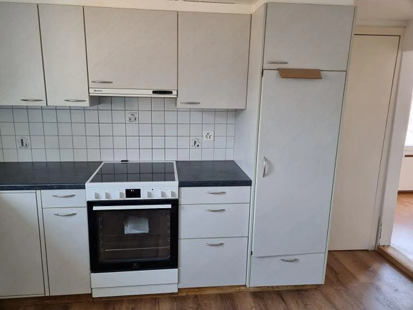 Attractive 4-room old building apartment close to the center - Photo 4 of 21