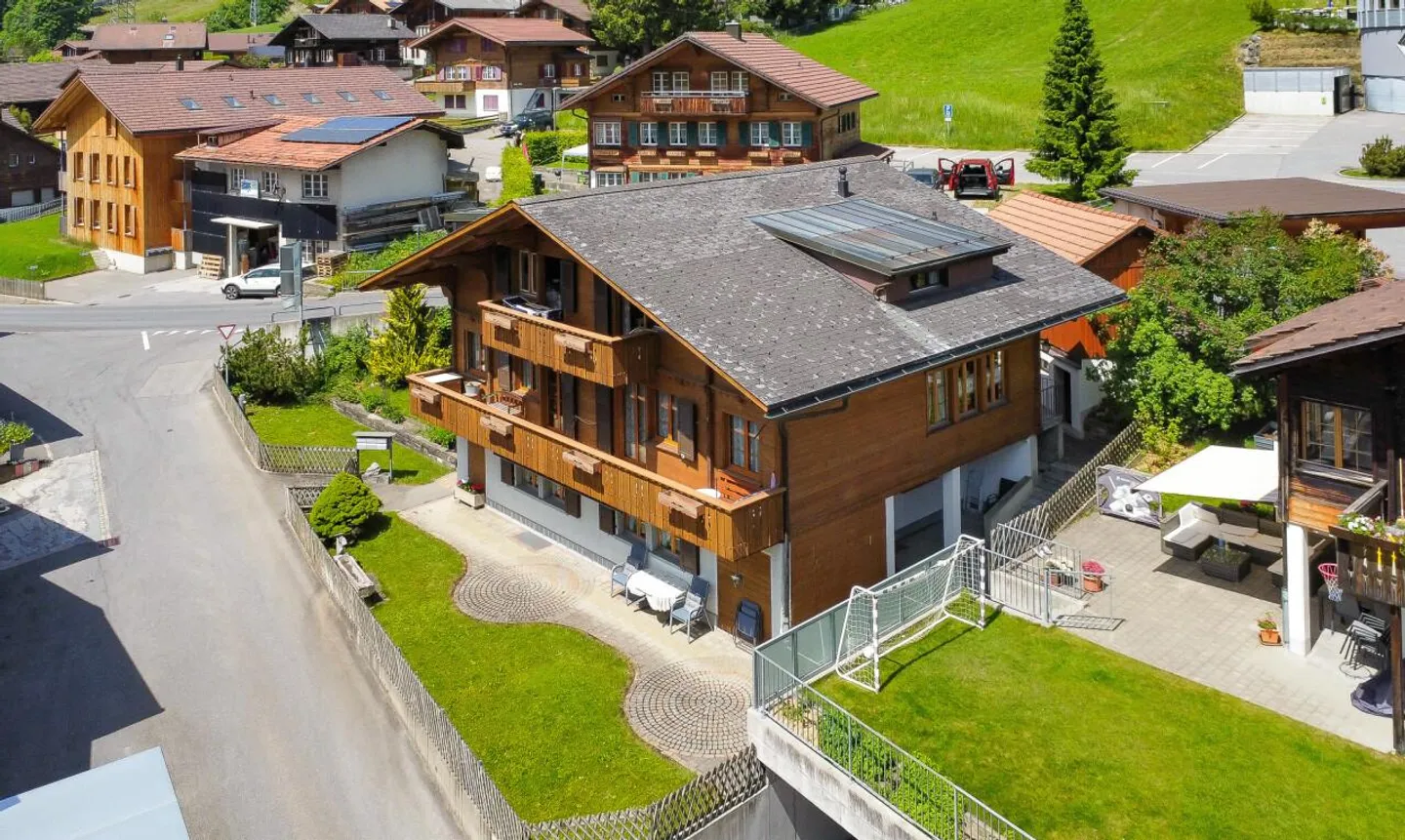 Sunny Chalet Apartment with Mountain Panorama in Central Location - Photo 2 of 13