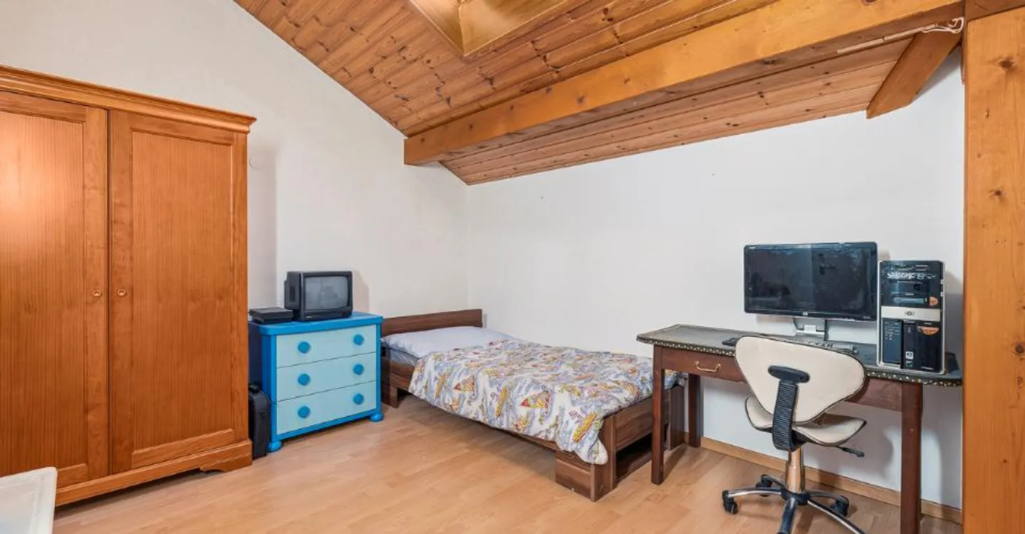Geräumige Duplexwohnung im Herzen des Dorfes - Foto 7 von 10