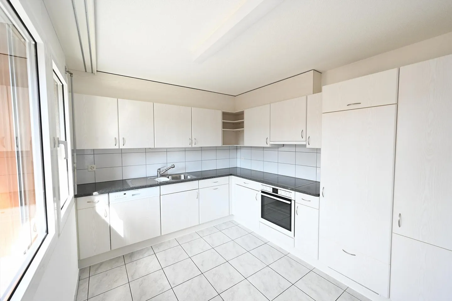 Appartamento duplex luminoso e moderno nel verde - Foto 3 di 9