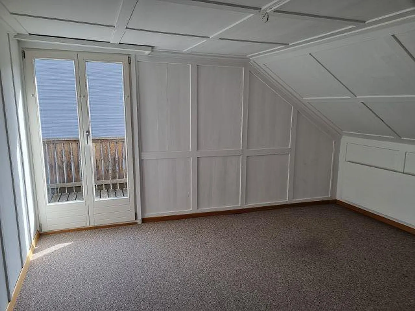 Attractive 4-room old building apartment close to the center - Photo 16 of 21