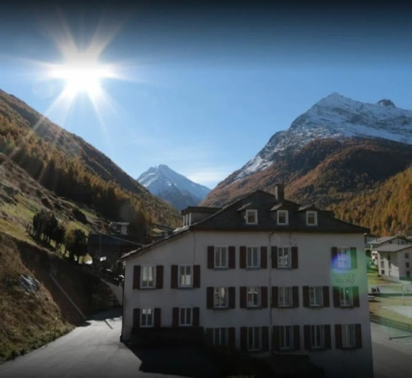 Monte Moro Gruppenhaus mit 93 Betten! Freie Sicht auf die umliegenden Berge. - Foto 12 von 13
