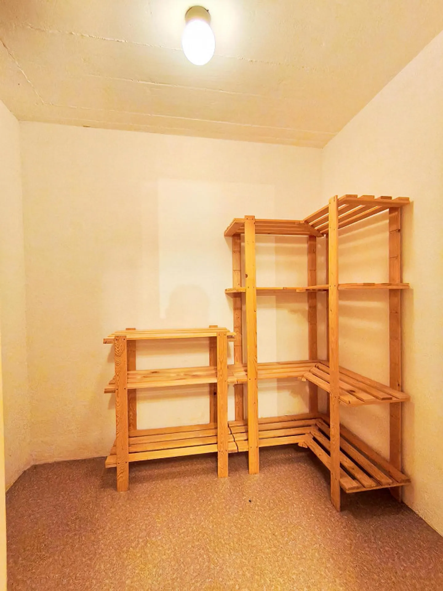 Ampio appartamento di 4,5 stanze alla periferia di Stein am Rhein - Foto 8 di 11