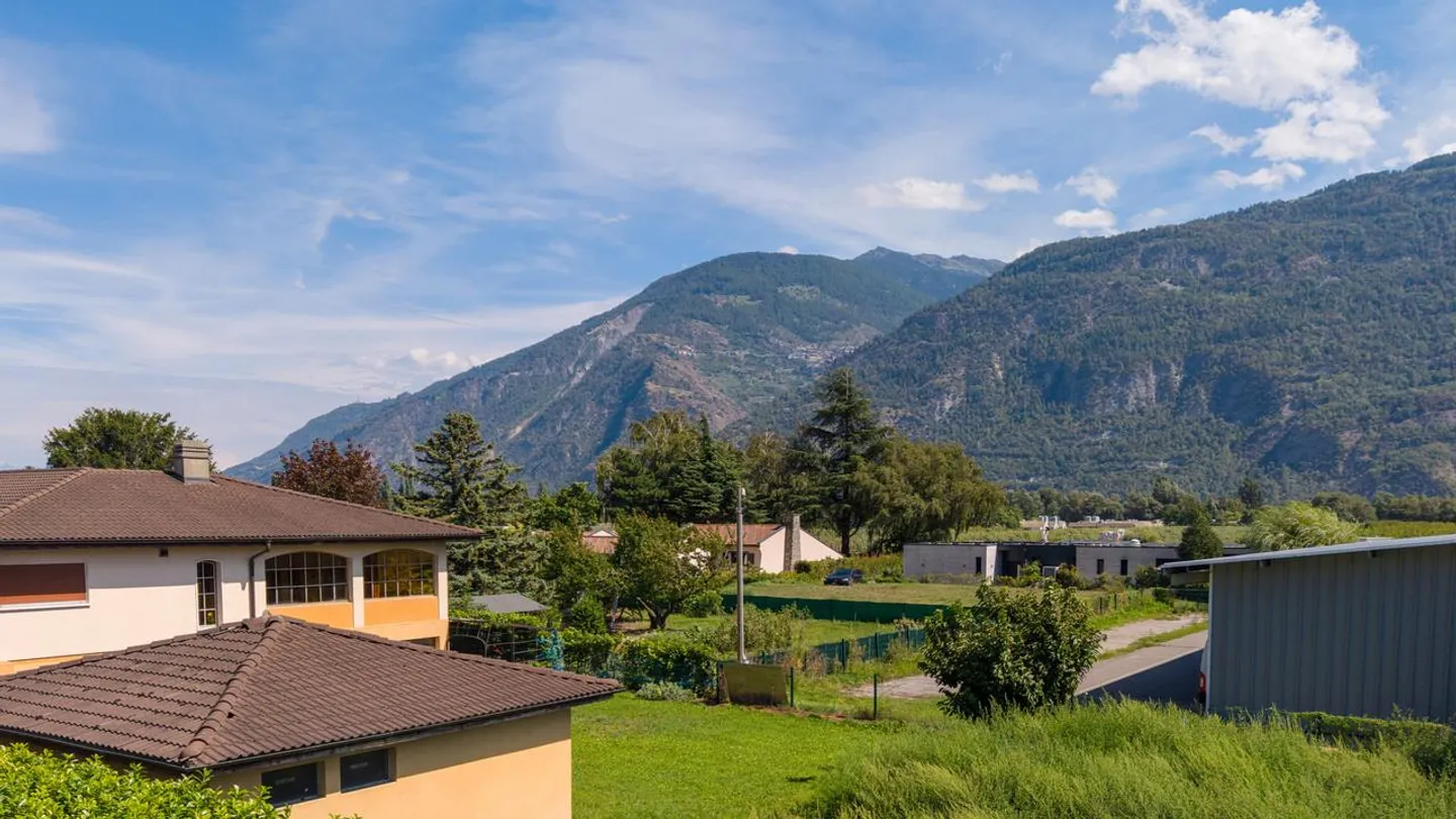 IN VENDITA MAGNIFICA VILLA 4.5 STANZE A SAILLON - Foto 11 di 13