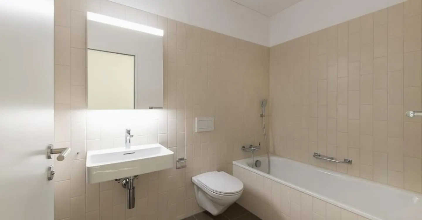 Modern terraced house - Photo 8 of 10
