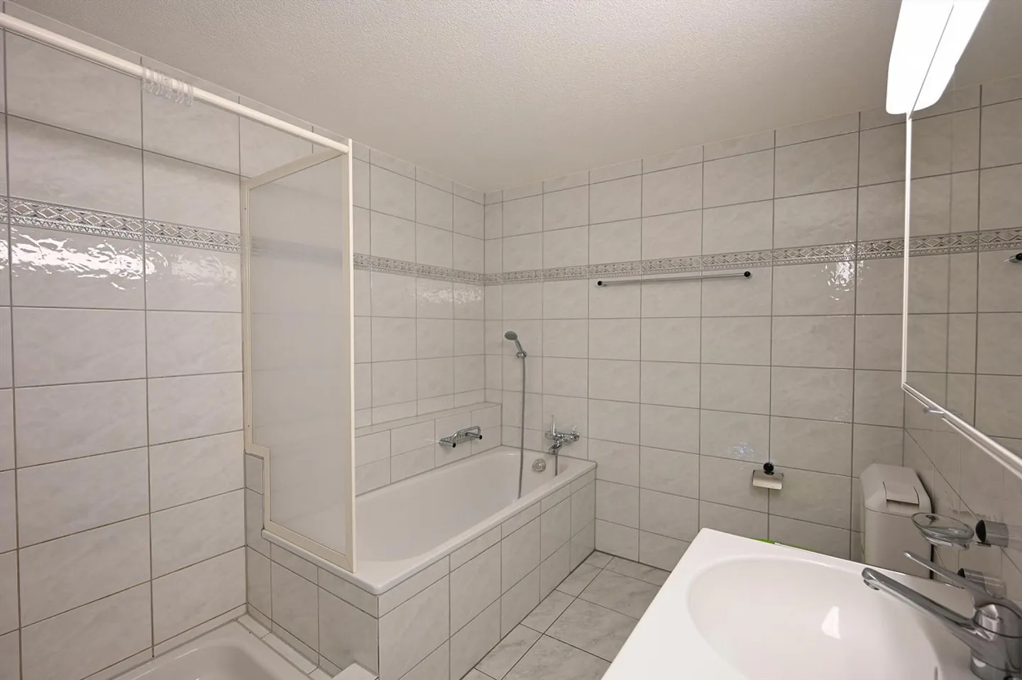 Appartamento duplex luminoso e moderno nel verde - Foto 5 di 9