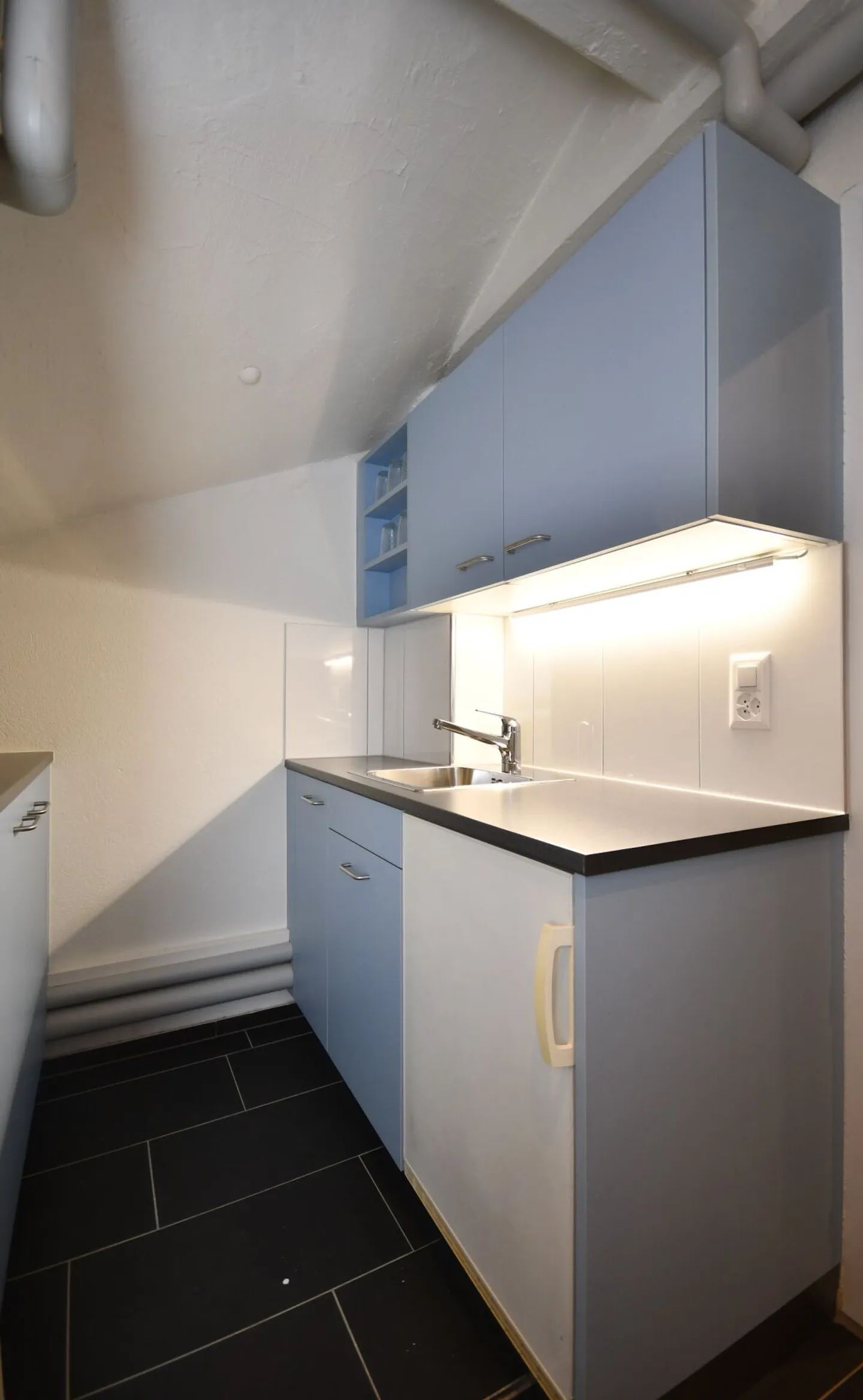 Auto Hall / Workshop - Photo 7 of 18