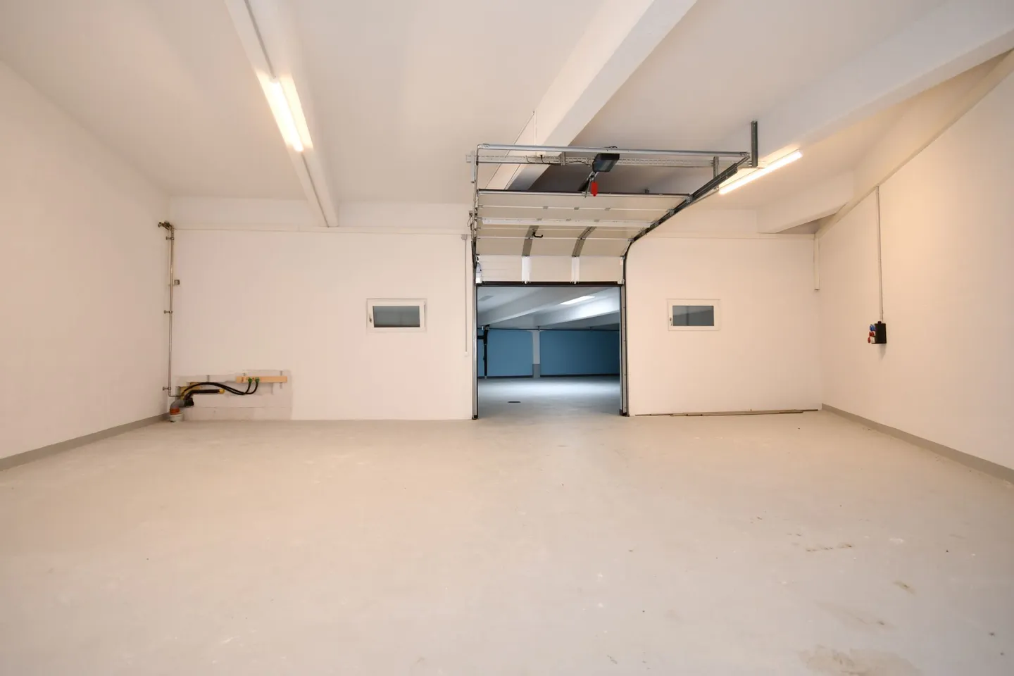 Auto Hall / Workshop - Photo 12 of 18