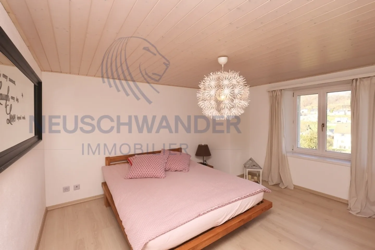 «Grand appartement dans ferme superbement rénovée.» - Photo 8 sur 13