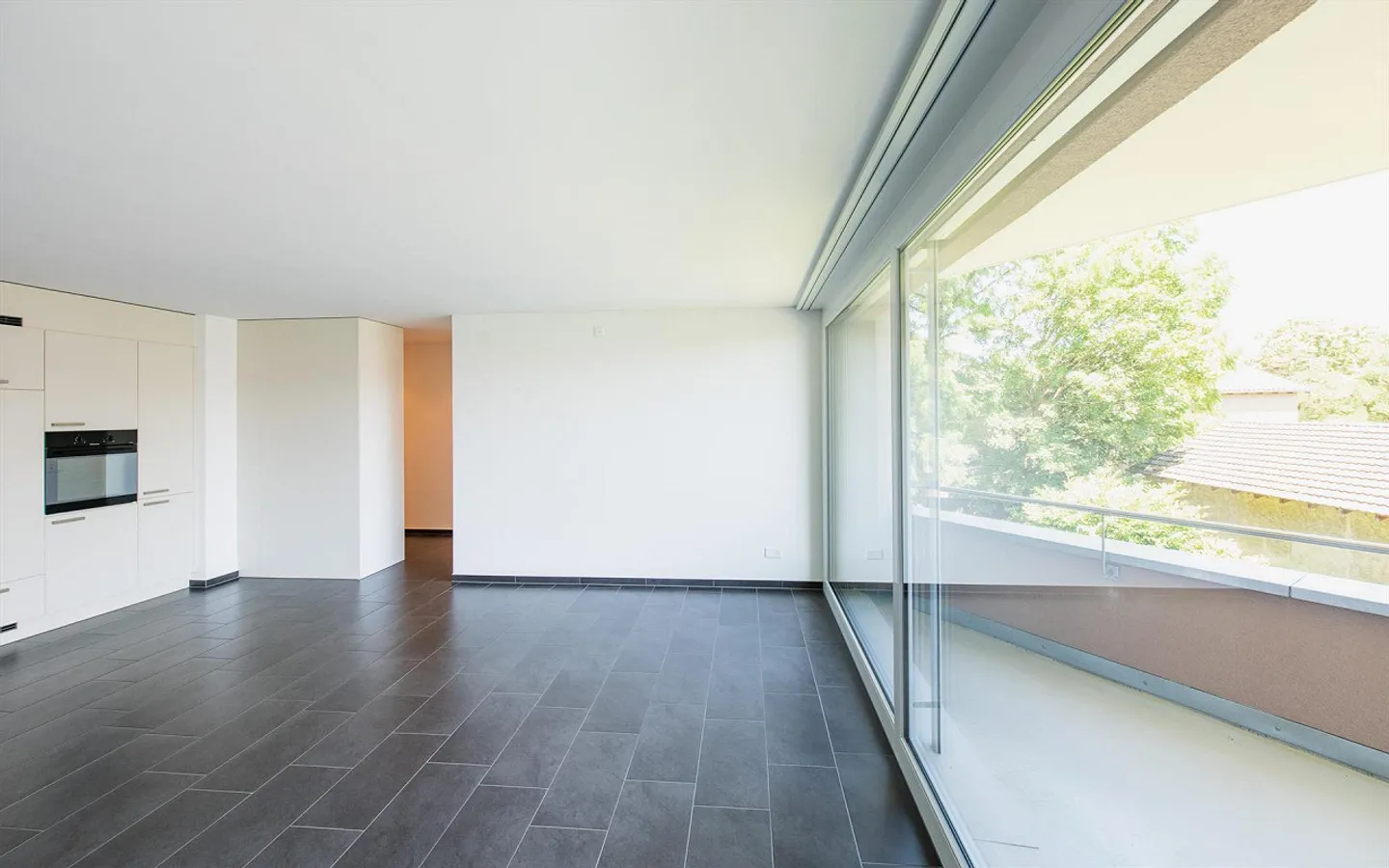 3.5-Room Maisonette Apartment in Schaffhausen - Photo 4 of 13