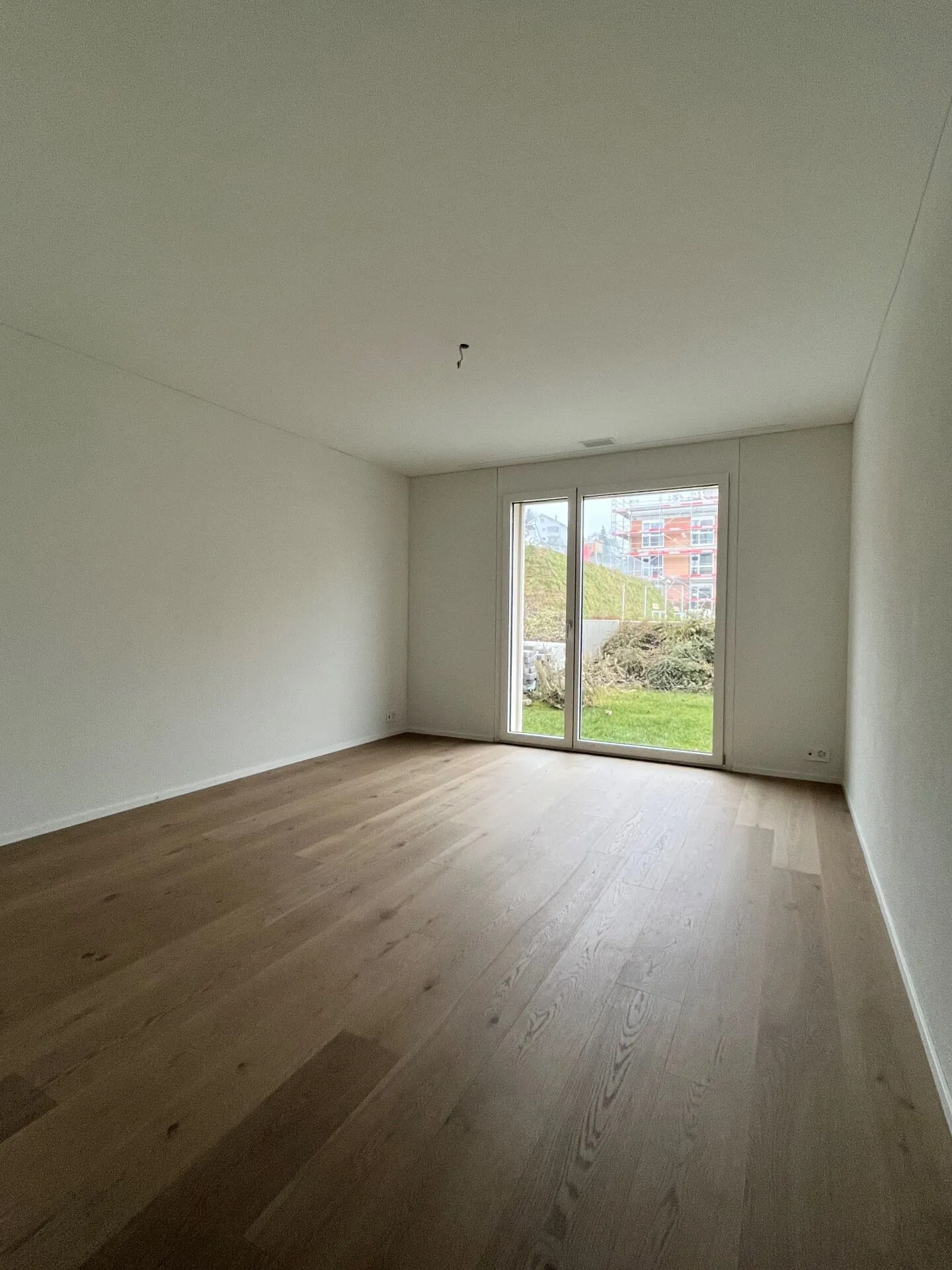 After first occupancy - Modern 2.5-room apartment in the heart of Uffikon - Photo 3 of 6