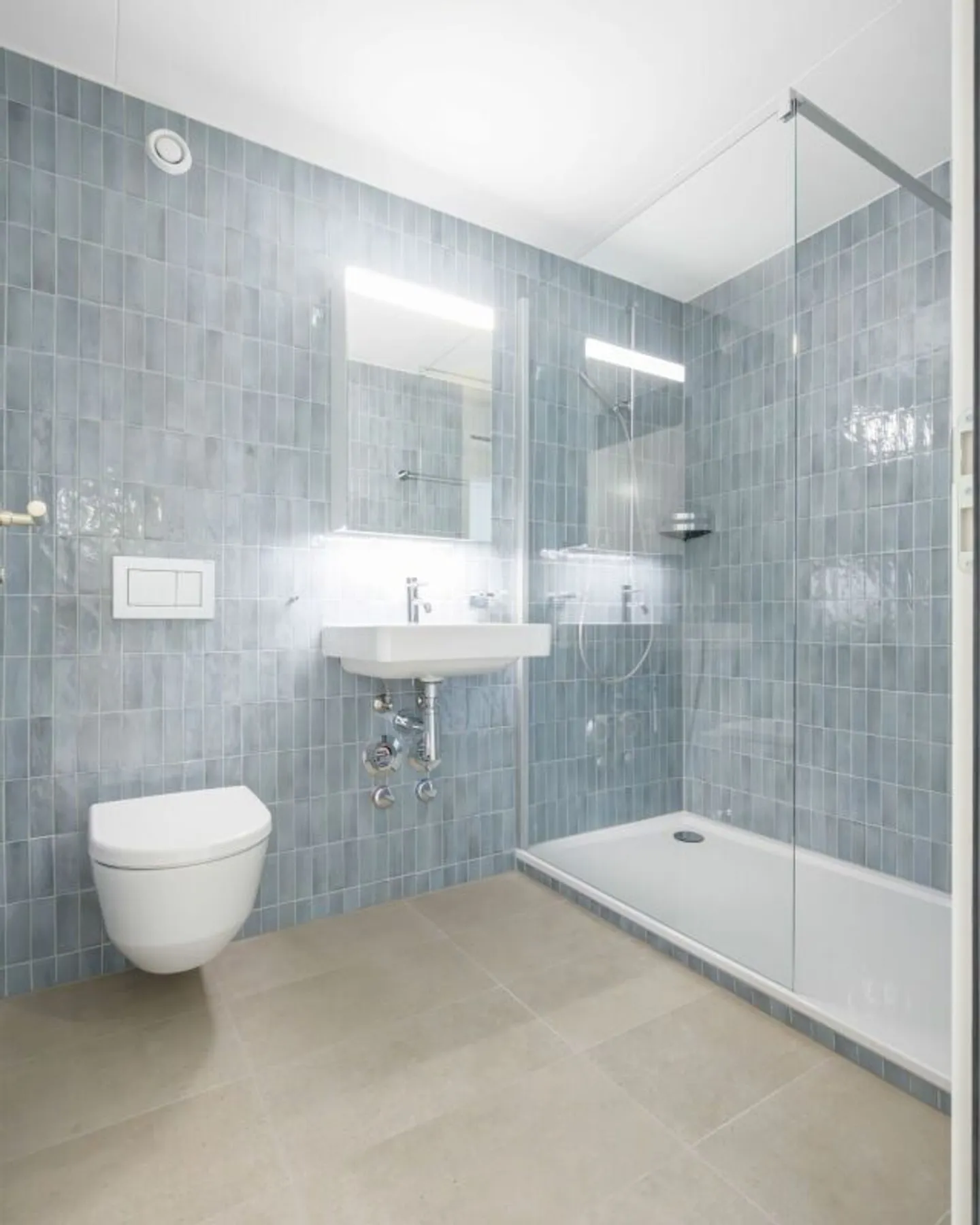 Appartement de 4.5 pièces entièrement rénové - Photo 4 sur 14