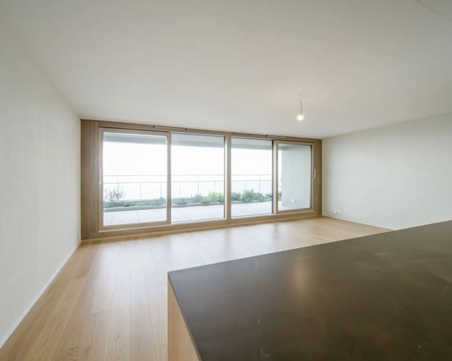 Appartement de 4.5 pièces entièrement rénové - Photo 6 sur 14