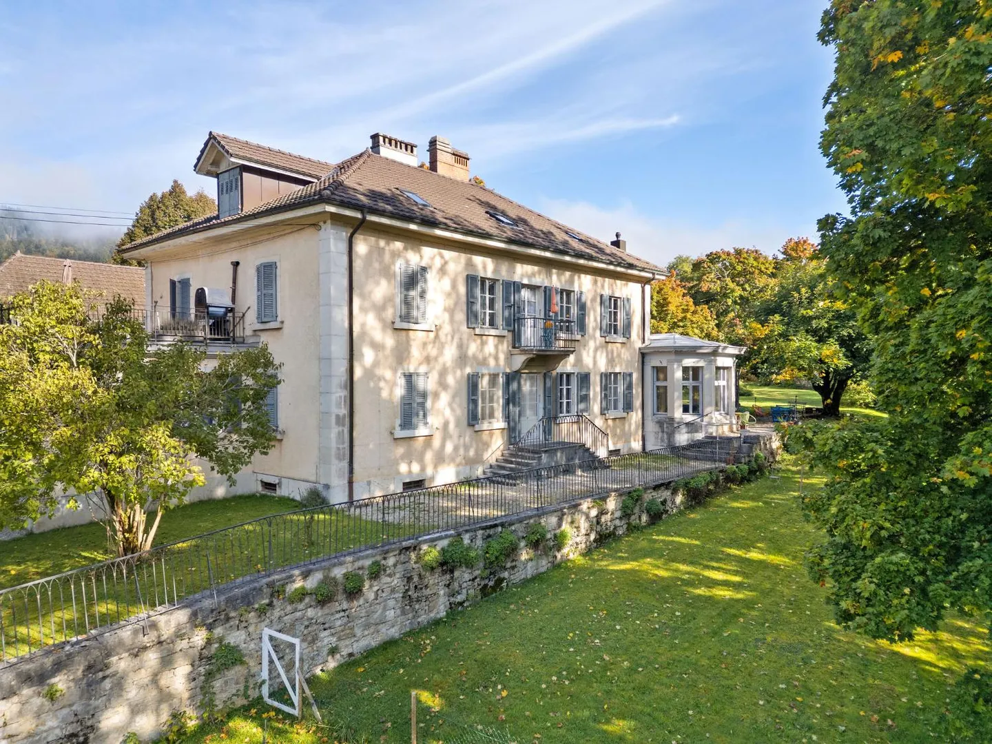 Exceptional Master Property - Photo 1 of 21