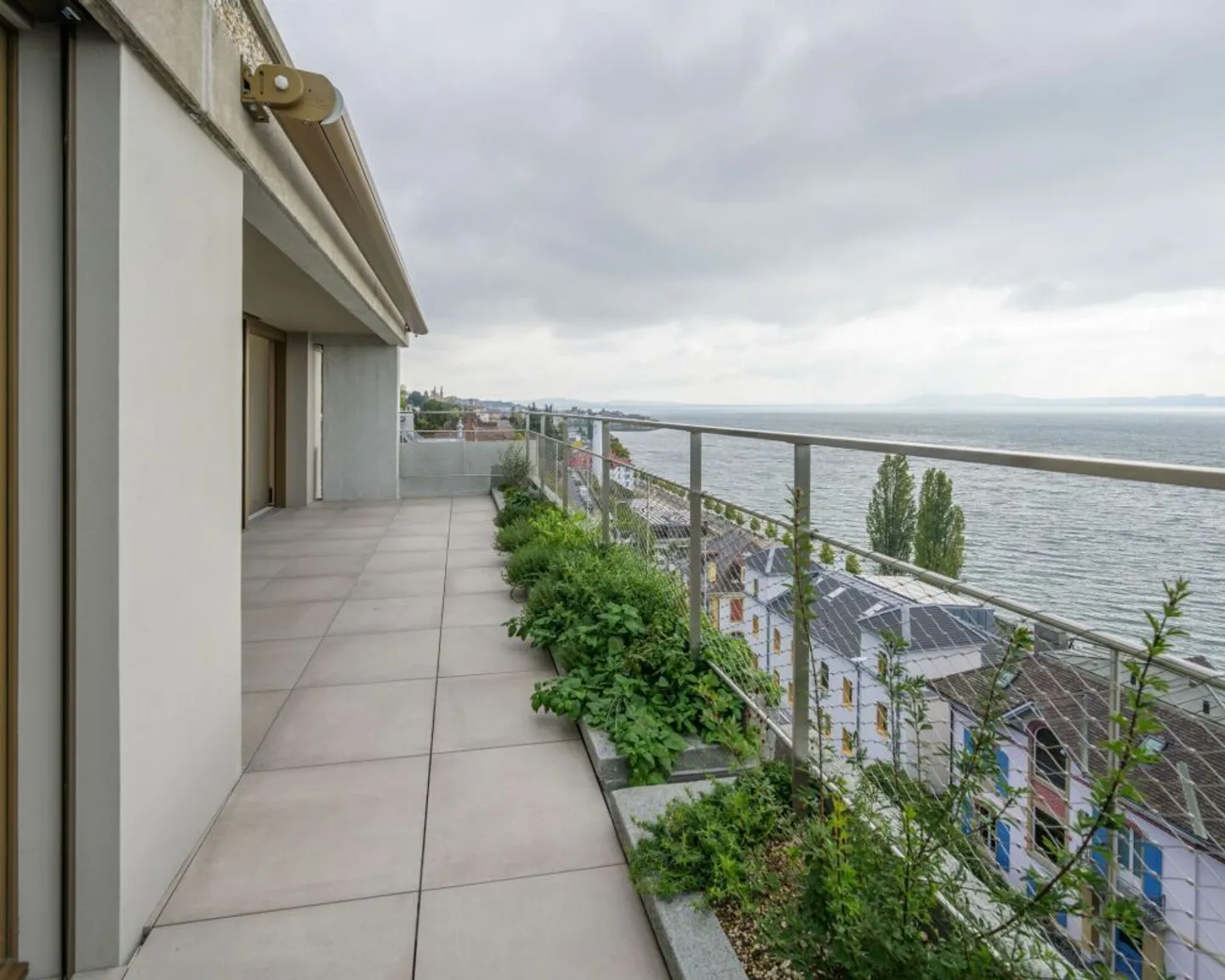 Appartement de 4.5 pièces entièrement rénové - Photo 11 sur 14