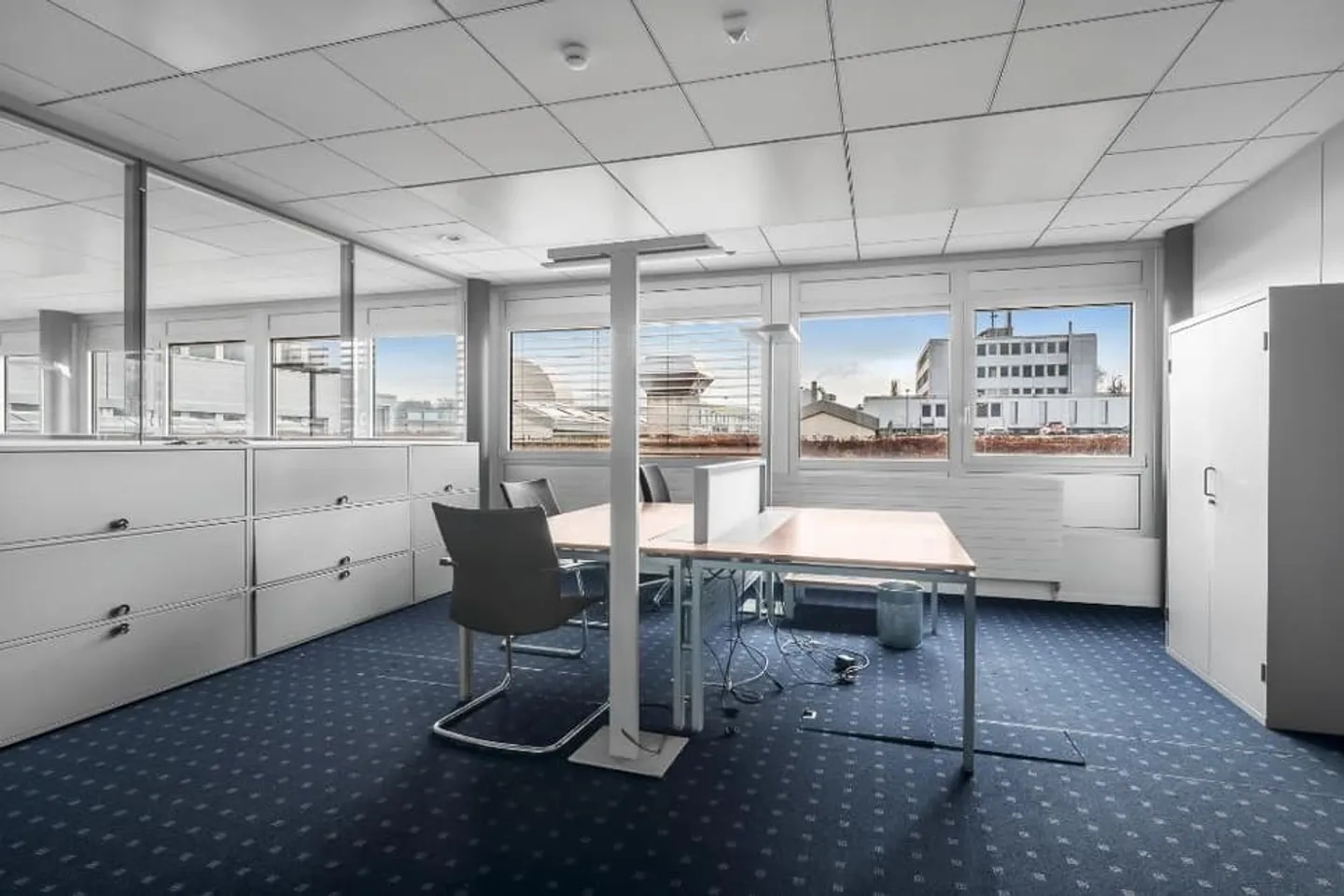 Bureaux meublés à louer dans la zone industrielle de Granges-Paccot - Photo 7 sur 9