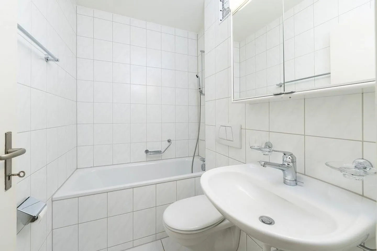 Renovated Multi-Family House - Photo 3 of 5