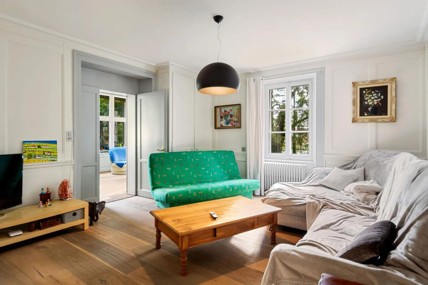 Exceptional Master Property - Photo 9 of 21