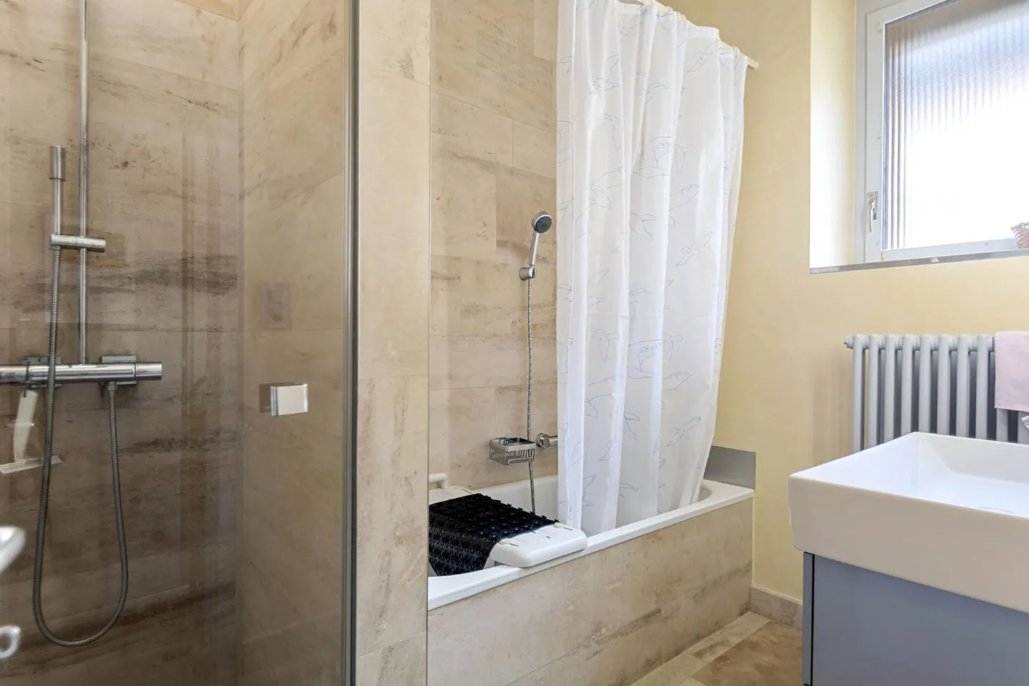 Exceptional Master Property - Photo 13 of 21