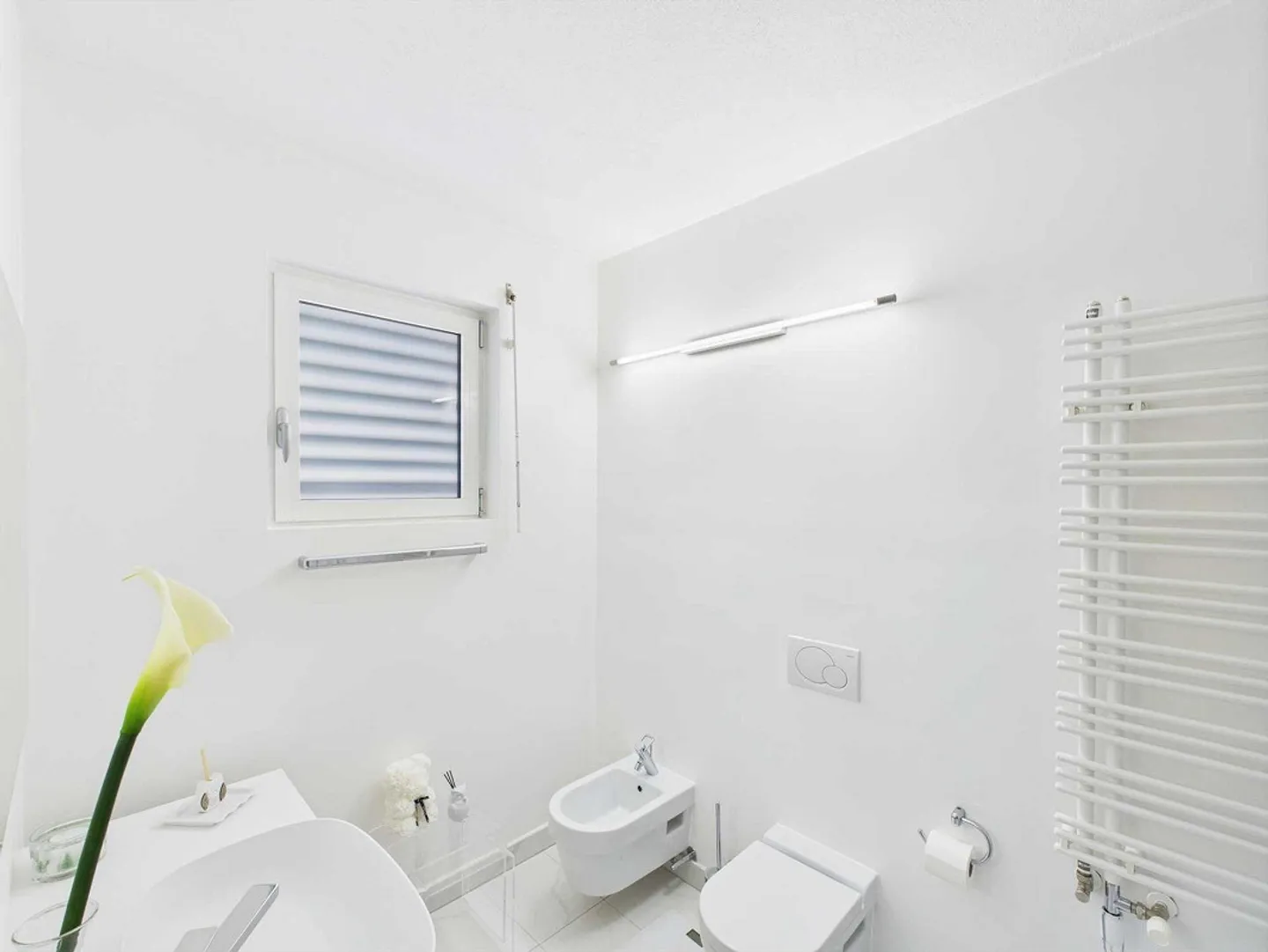 Appartement lumineux de 4,5 pièces avec terrasses à Viganello - Photo 3 sur 13