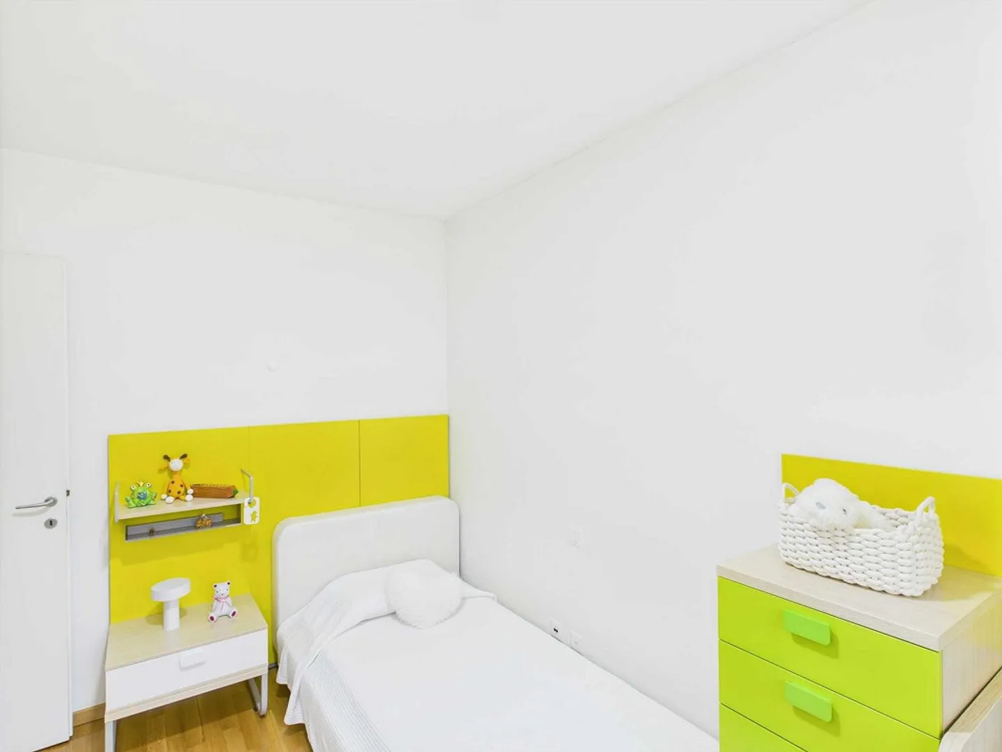 Appartement lumineux de 4,5 pièces avec terrasses à Viganello - Photo 10 sur 13