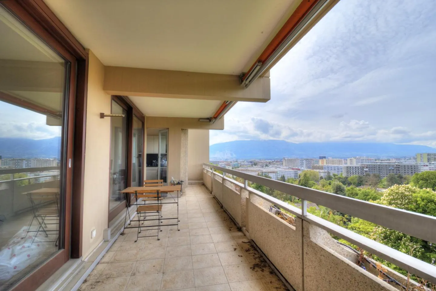 Luxuswohnung mit Terrasse - Foto 1 von 10