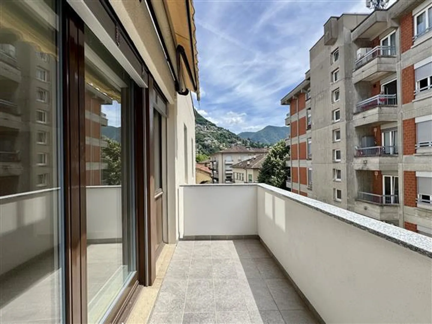 Renovierungsgelegenheit in Lugano - Foto 1 von 11