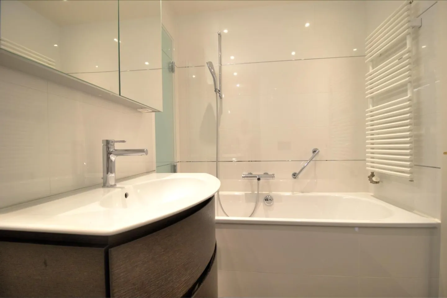 Luxuswohnung mit Terrasse - Foto 8 von 10