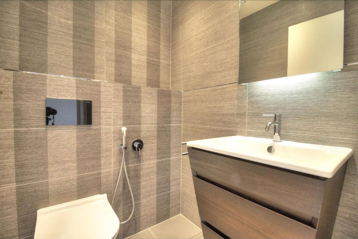 Luxuswohnung mit Terrasse - Foto 9 von 10