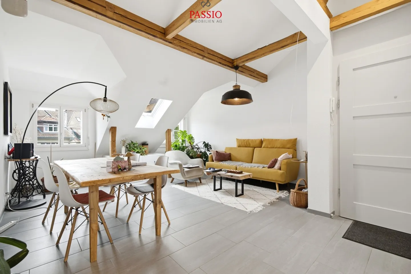 Le charme des vieux bâtiments rencontre le confort moderne à Berne - Photo 1 sur 11