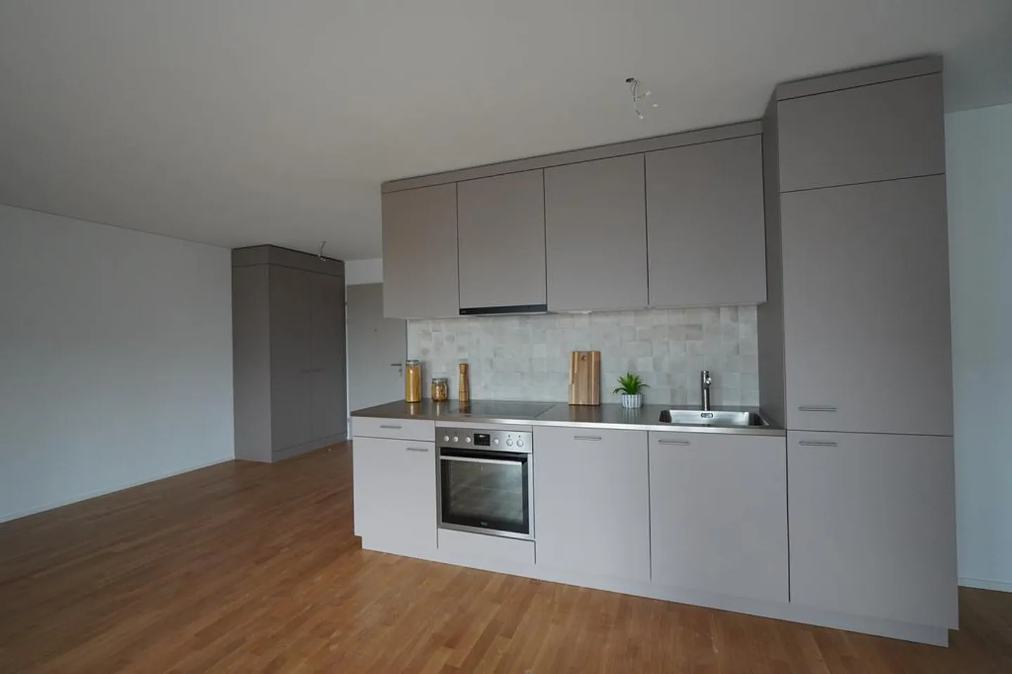 Ihr neues Zuhause nahe Bahnhof Muttenz und FHNW - Foto 2 von 9
