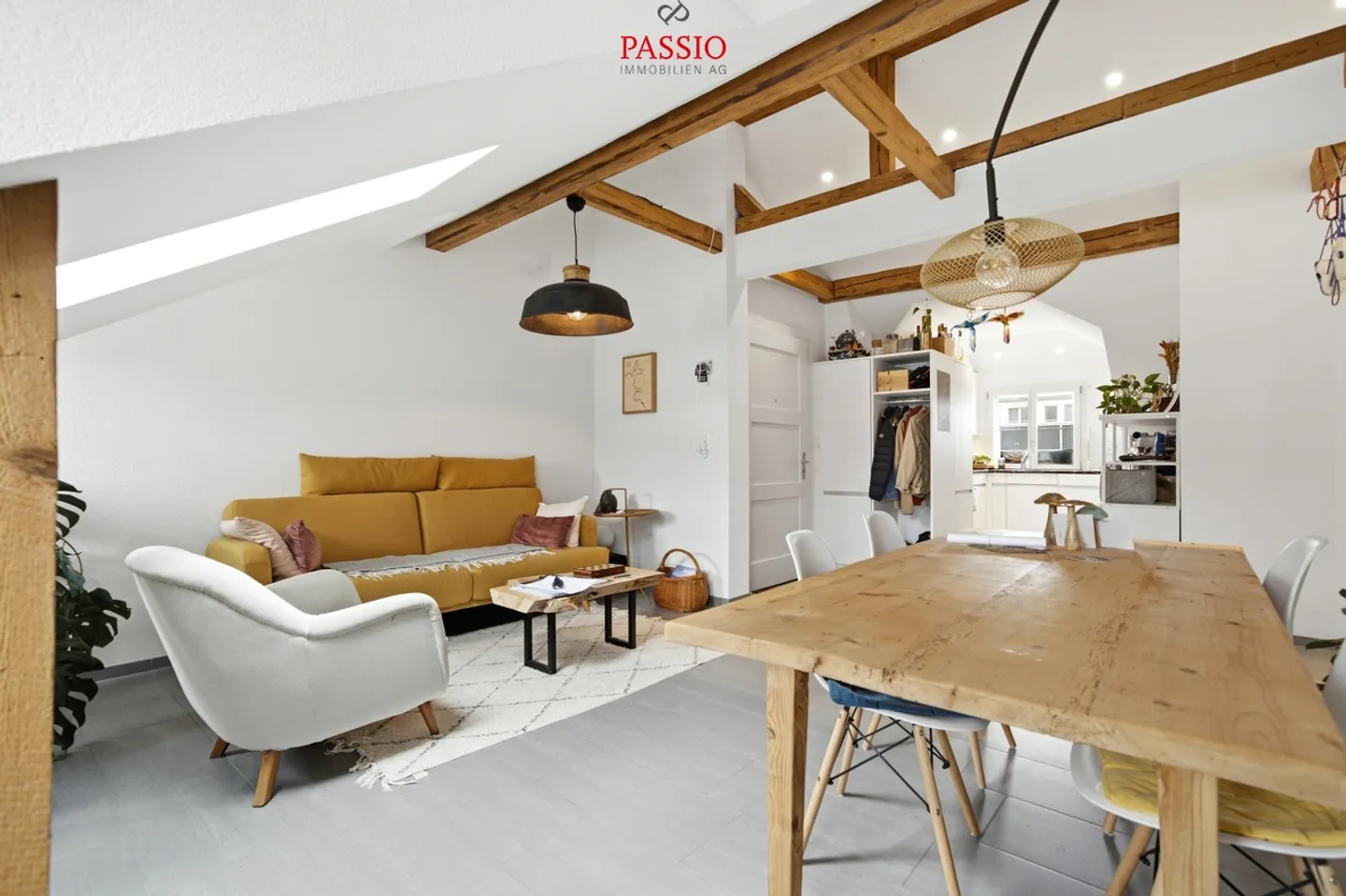 Le charme des vieux bâtiments rencontre le confort moderne à Berne - Photo 3 sur 11