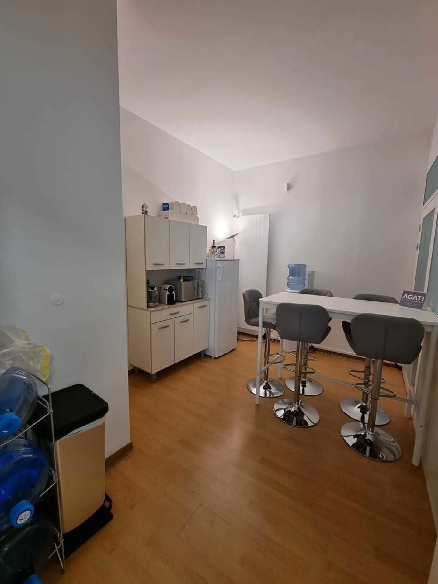 Spazio commerciale di 78m2 con vetrine nelle alture di Losanna - Foto 8 di 8
