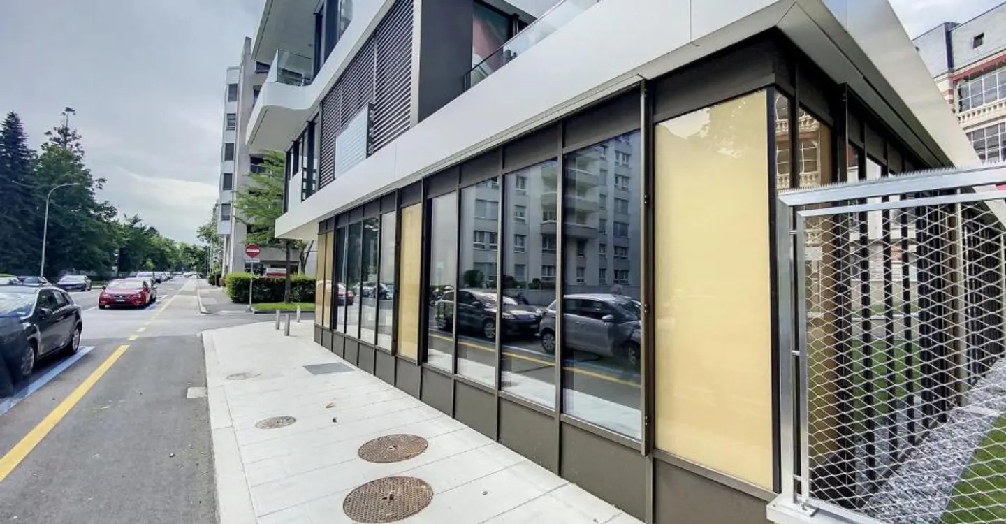 Espace Commercial aux Charmilles - Photo 2 sur 8
