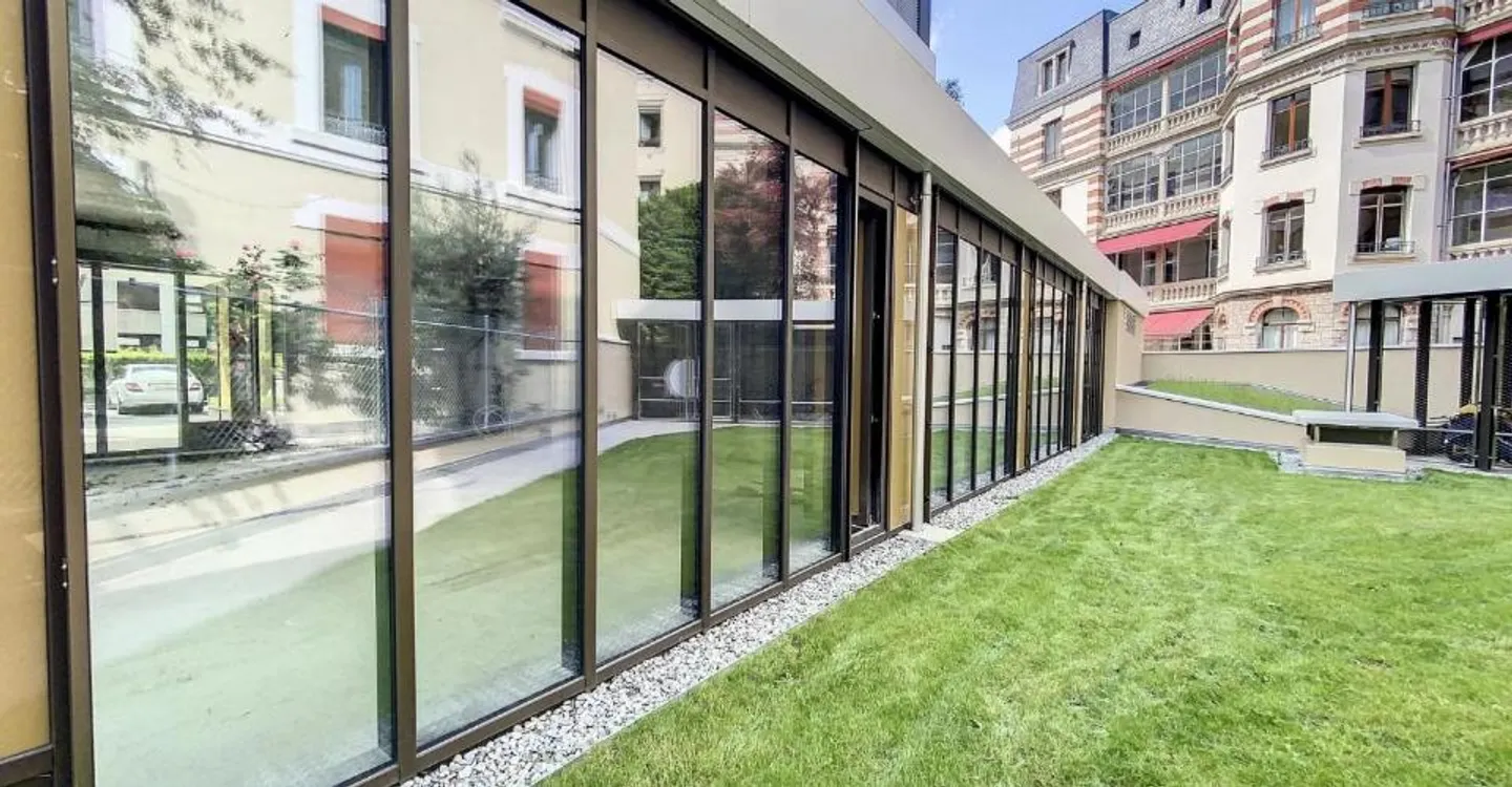 Espace Commercial aux Charmilles - Photo 4 sur 8