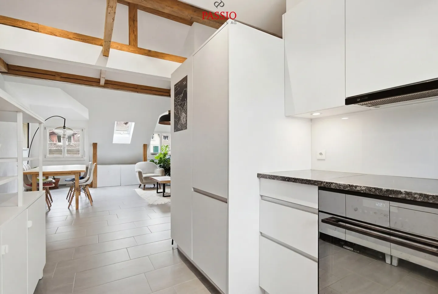 Le charme des vieux bâtiments rencontre le confort moderne à Berne - Photo 5 sur 11