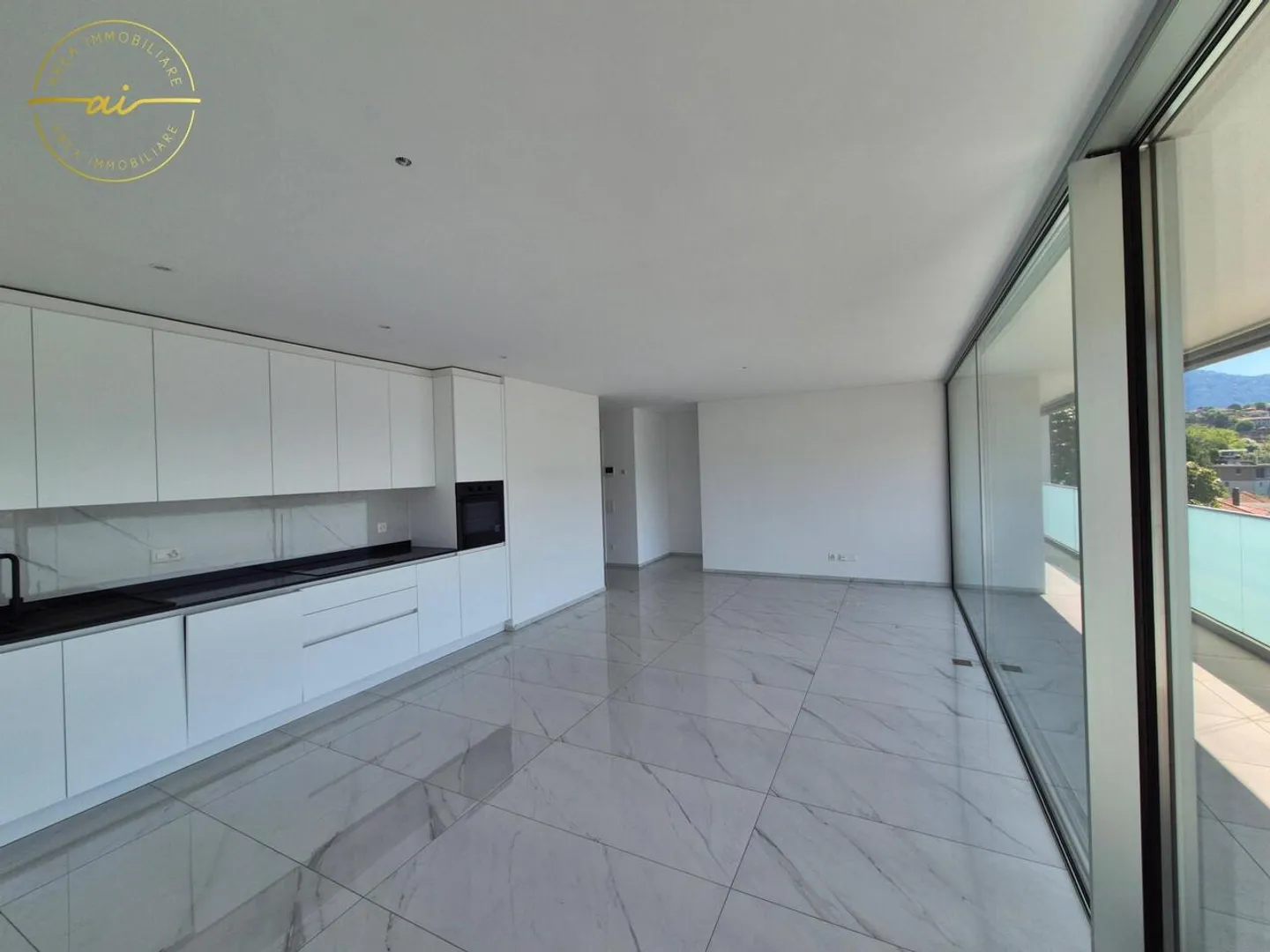 NOUVEAU PENTHOUSE DE 4.5 PIÈCES AVEC GRANDE TERRASSE À VACALLO - Photo 3 sur 13