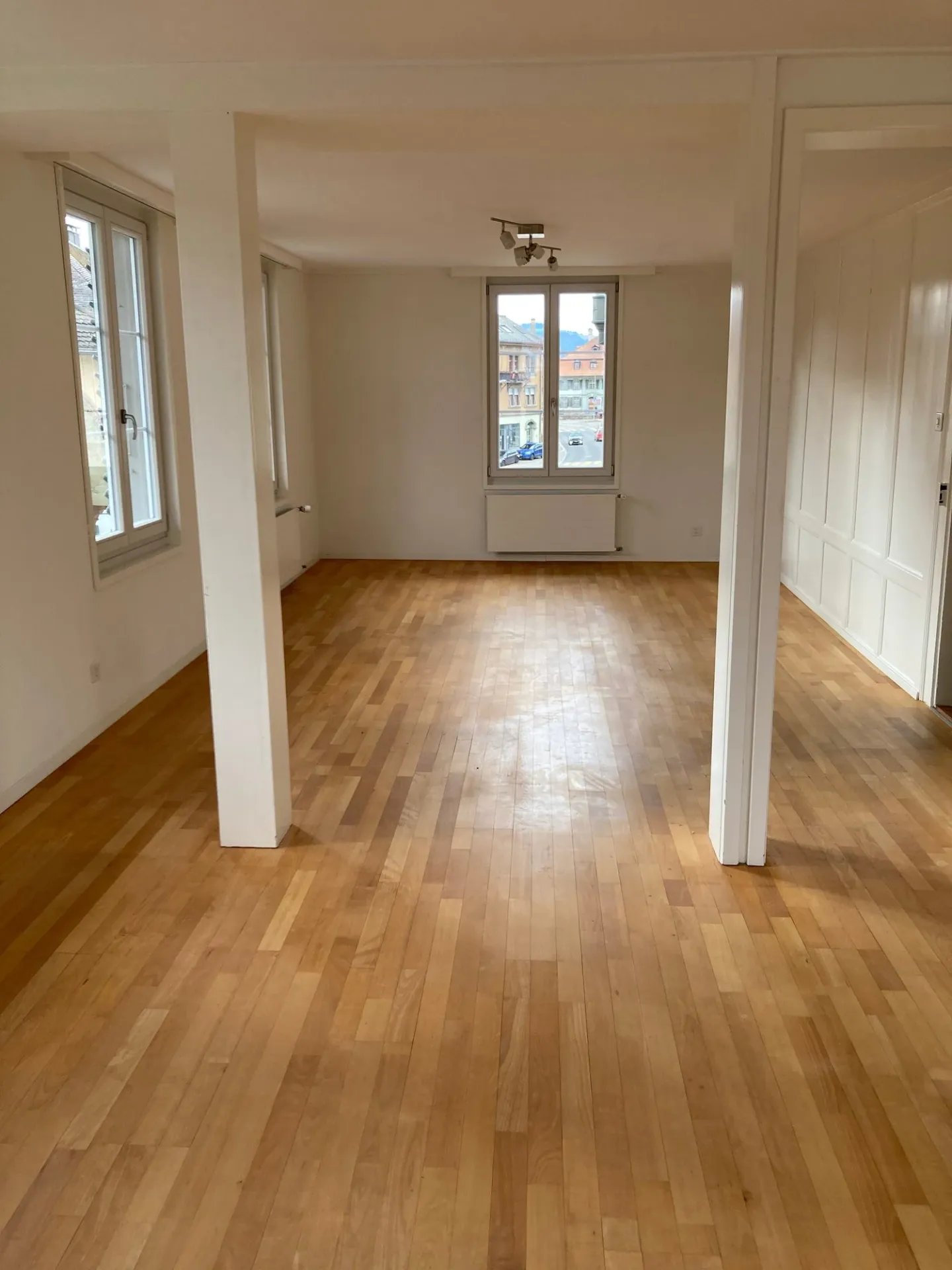 Charmante Altbauwohnung in Langnau - Foto 3 von 13