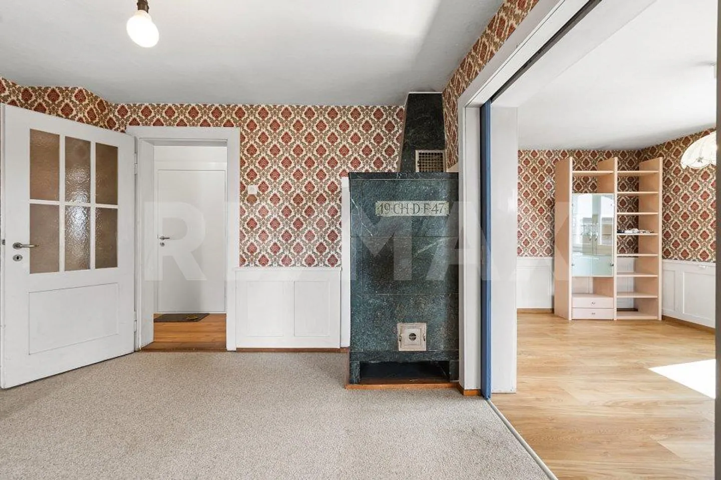 Two-family house with history & potential in Rabius - Photo 3 of 12