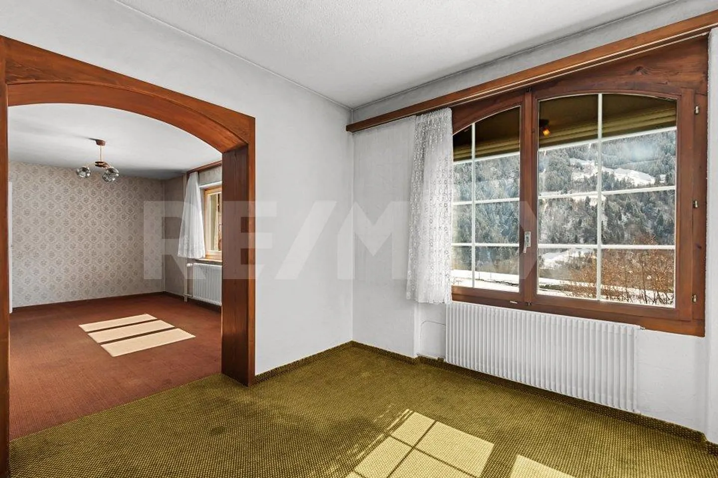 Two-family house with history & potential in Rabius - Photo 9 of 12