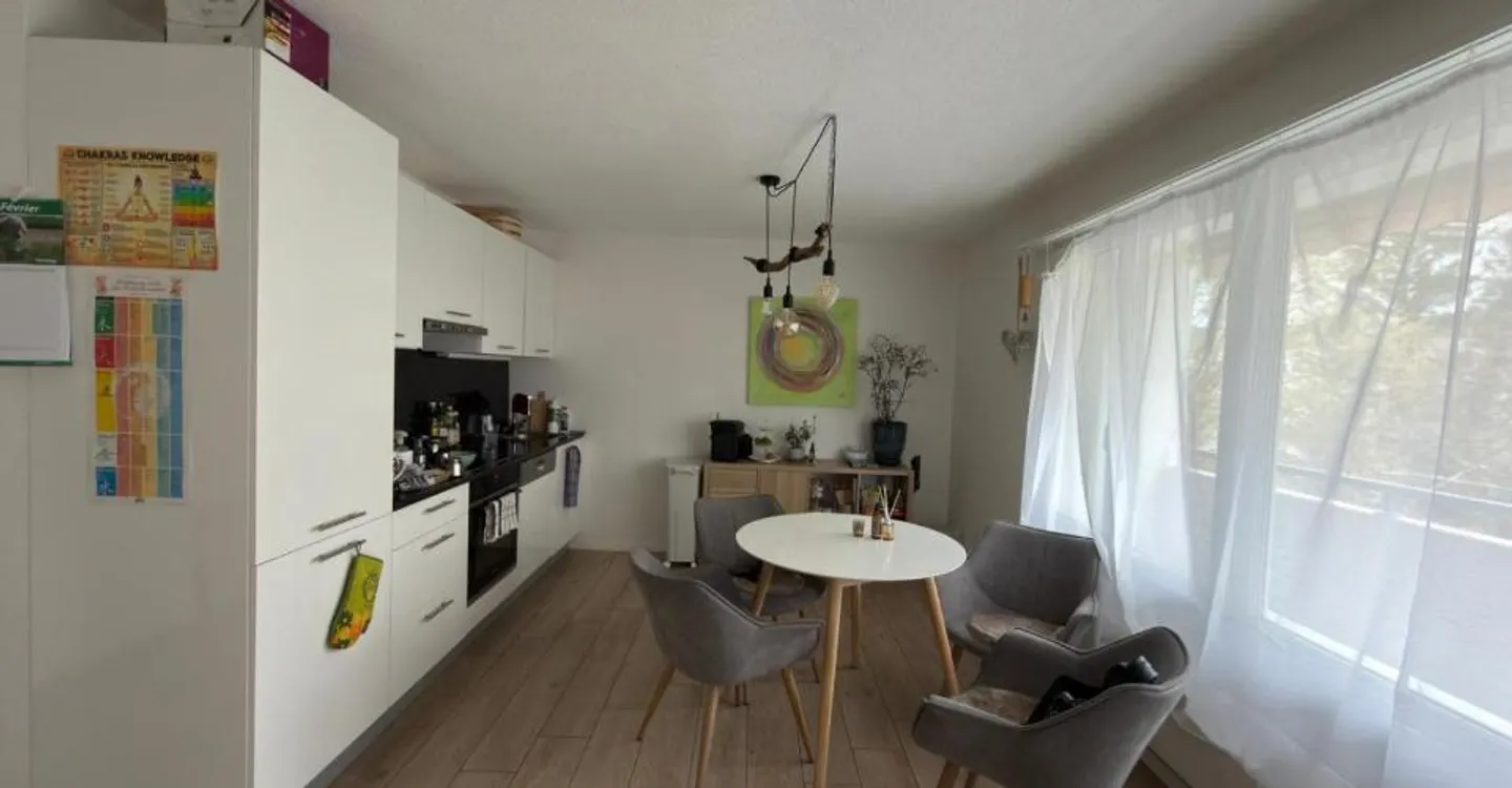 Bright 4.5-room apartment - Photo 3 of 8
