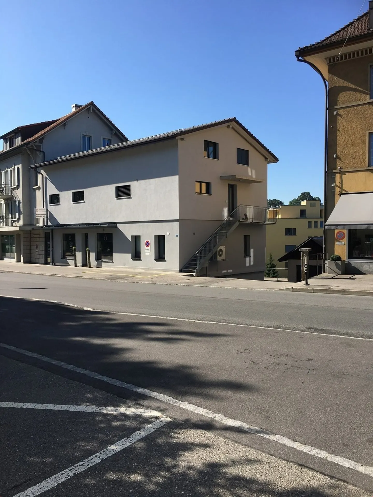 Moderne Wohnung in Düdingen - Foto 1 von 9