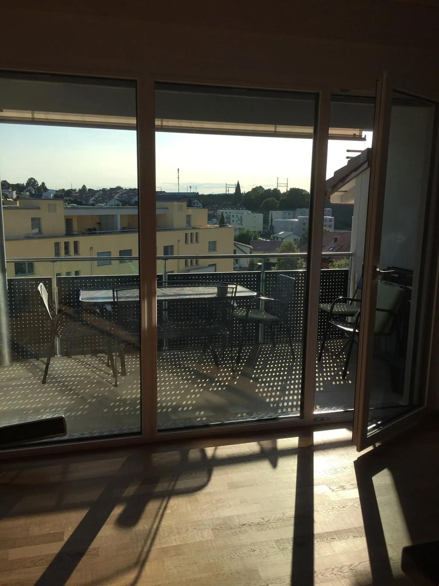 Moderne Wohnung in Düdingen - Foto 7 von 9